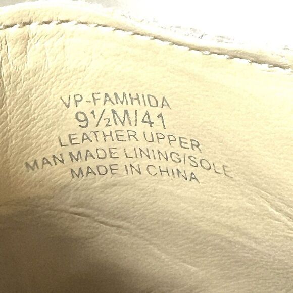 Vince Camuto Ankle Bootie Snake Skin Print Leather Womens 9.5M Heel Pull On Boot - Picture 11 of 12